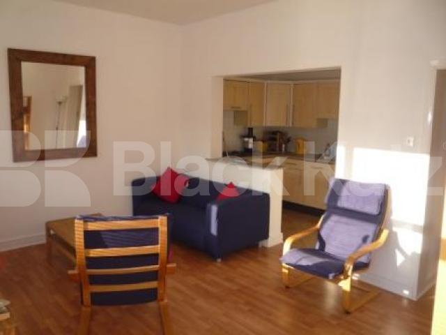 			3 Bedroom, 1 bath, 1 reception Flat			 Colney Hatch Lane, MUSWELL HILL