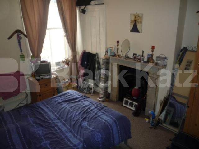			4 Bedroom, 1 bath, 1 reception Flat			 The Broadway, CROUCH END