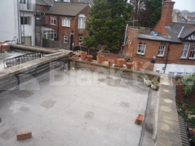 			4 Bedroom, 1 bath, 1 reception Flat			 The Broadway, CROUCH END