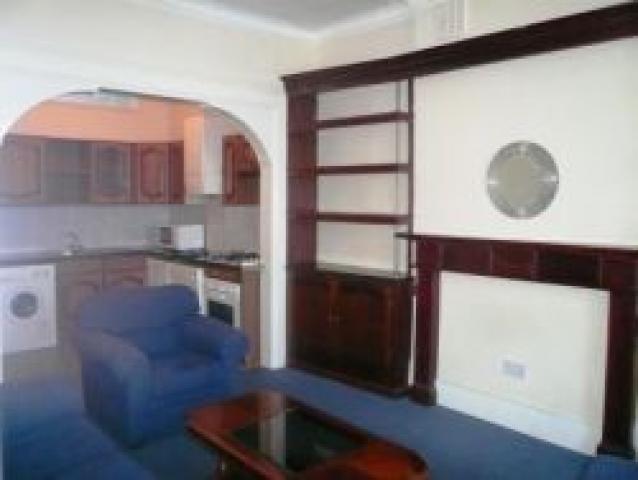 			2 Bedroom, 1 bath, 1 reception Flat			 Claremont Road, CRICKLEWOOD