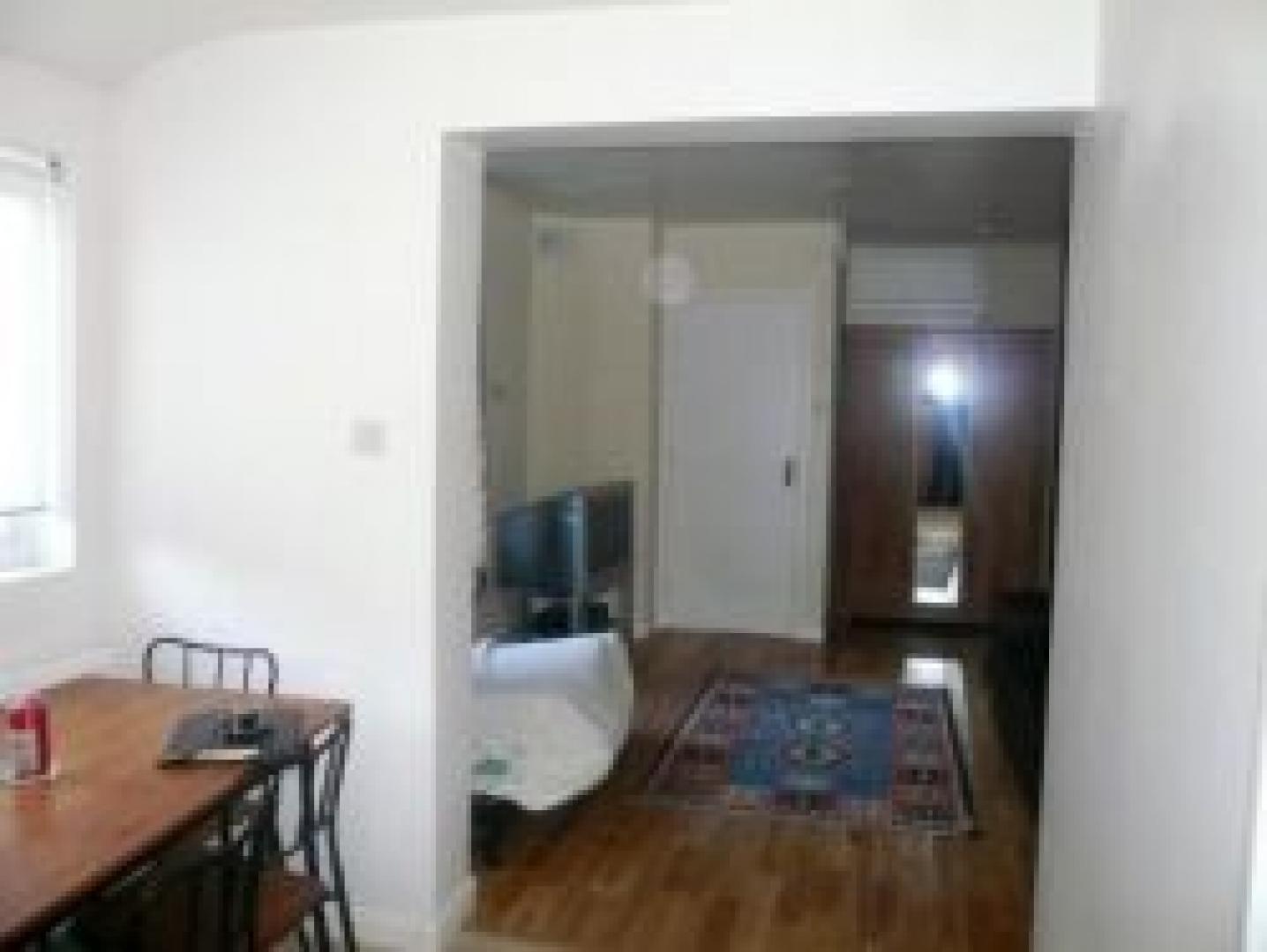 			Studio Apartment, 1 bath, 1 reception Flat			 Claremont Road, CRICKLEWOOD