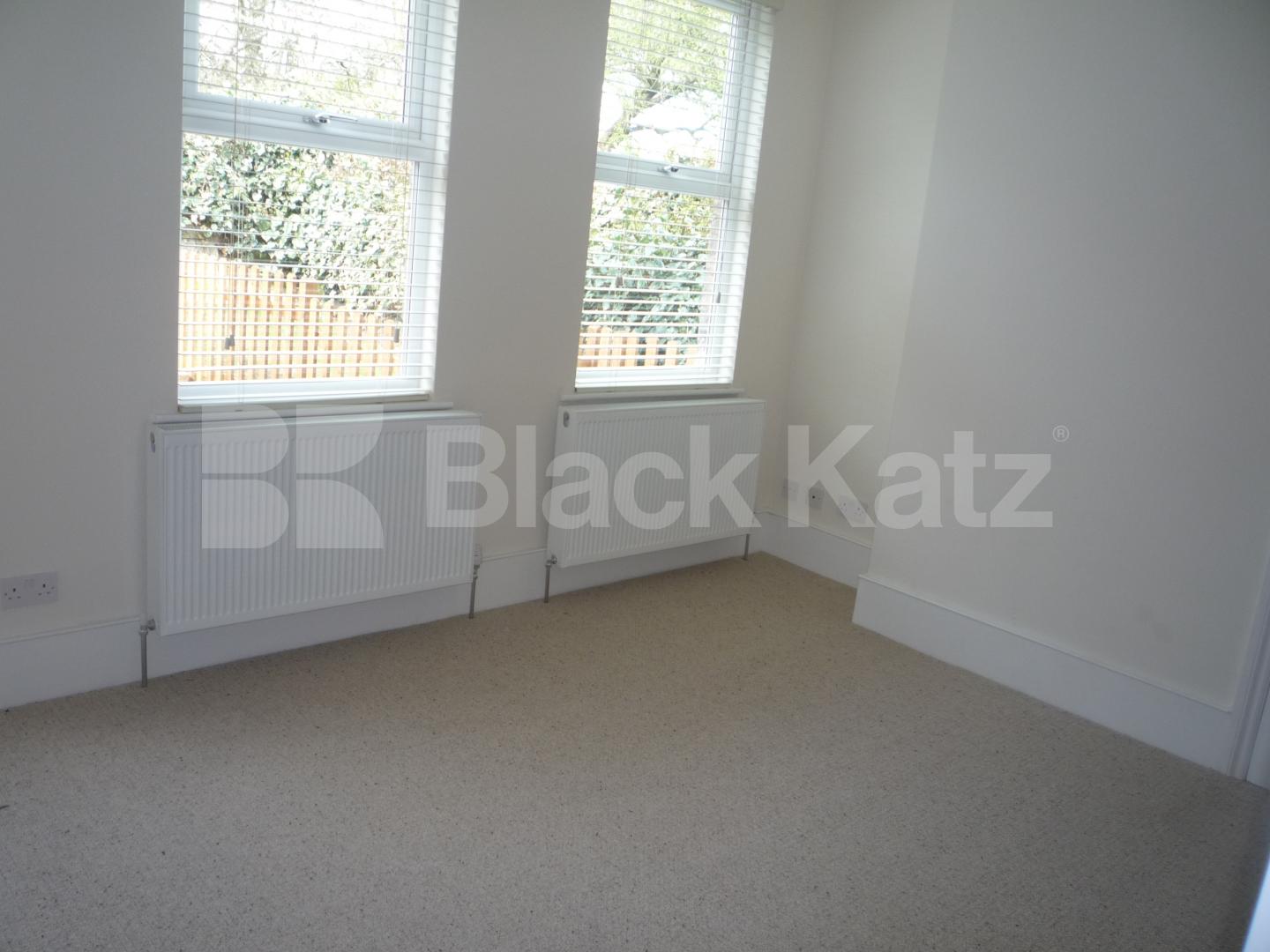 			Fantastic new flat!, 2 Bedroom, 1 bath, 1 reception Ground Floor Flat			 North View Road, CROUCH END