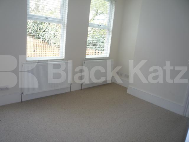 			Fantastic new flat!, 2 Bedroom, 1 bath, 1 reception Ground Floor Flat			 North View Road, CROUCH END