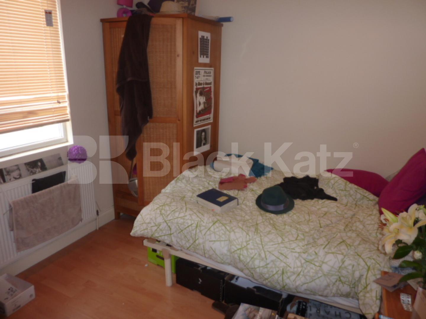 			NEW INSTRUCTION!, 3 Bedroom, 1 bath, 1 reception Flat			 Kings Cross Road, KINGS CROSS