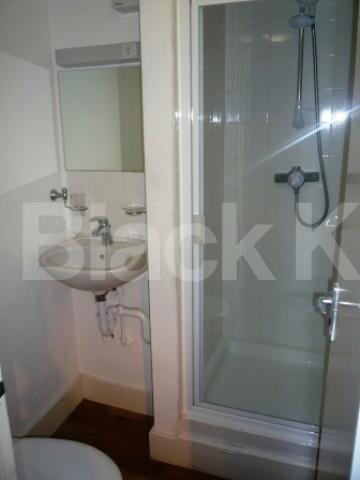 			Studio Apartment, 1 bath, 1 reception Flat			 Avenue Road, HIGHGATE