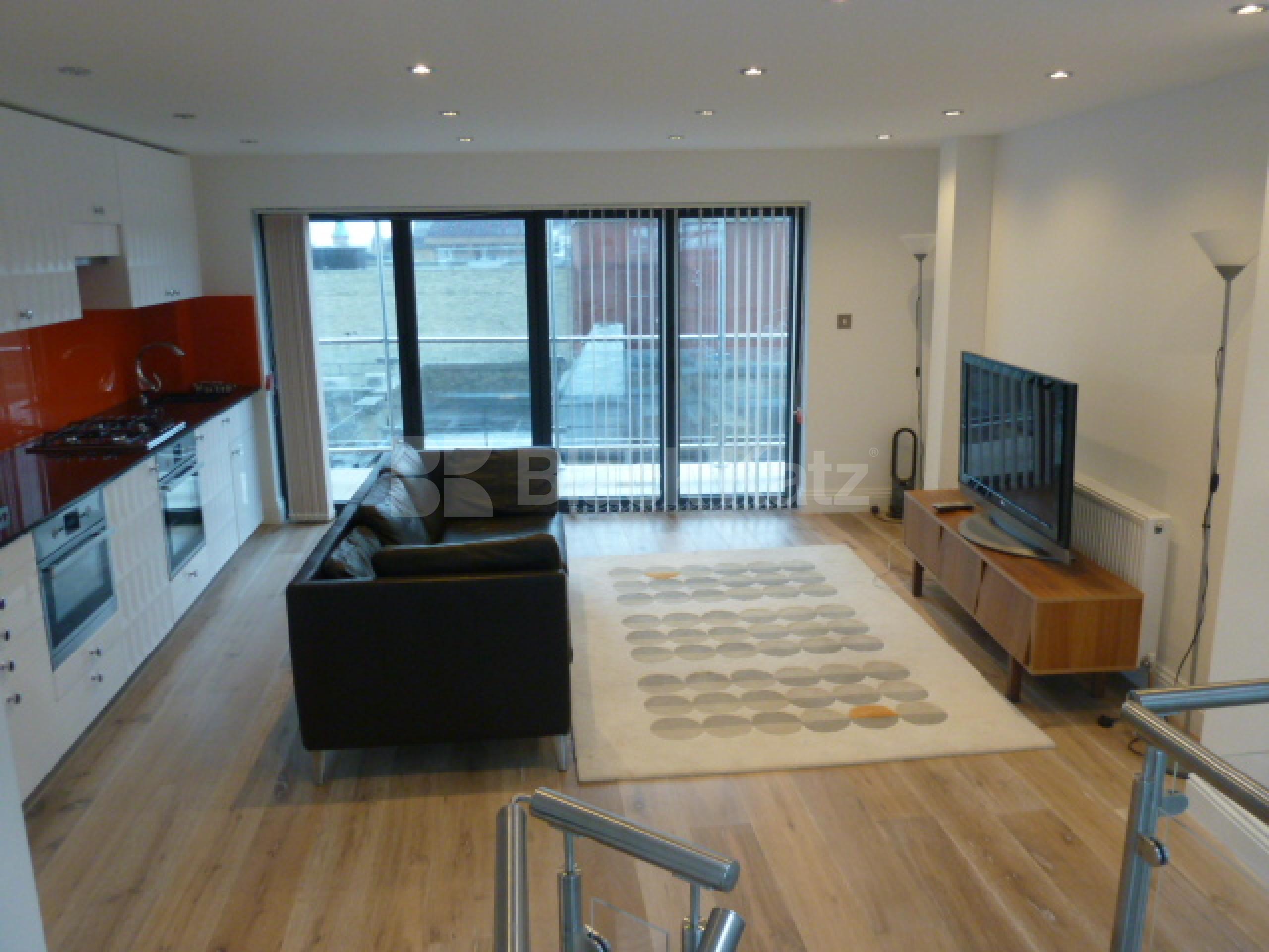 			STUNNING NEW 2 BEDROOM SPLIT LEVEL APARTMENT WITH PRIVATE TERRACE, 2 Bedroom, 1 bath, 1 reception Flat			 Baron Street, ANGEL-ISLINGTON N1