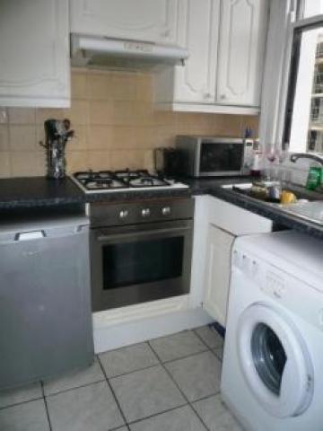 			2 Bedroom, 1 bath, 1 reception Flat			 Priory Park Road, KILBURN