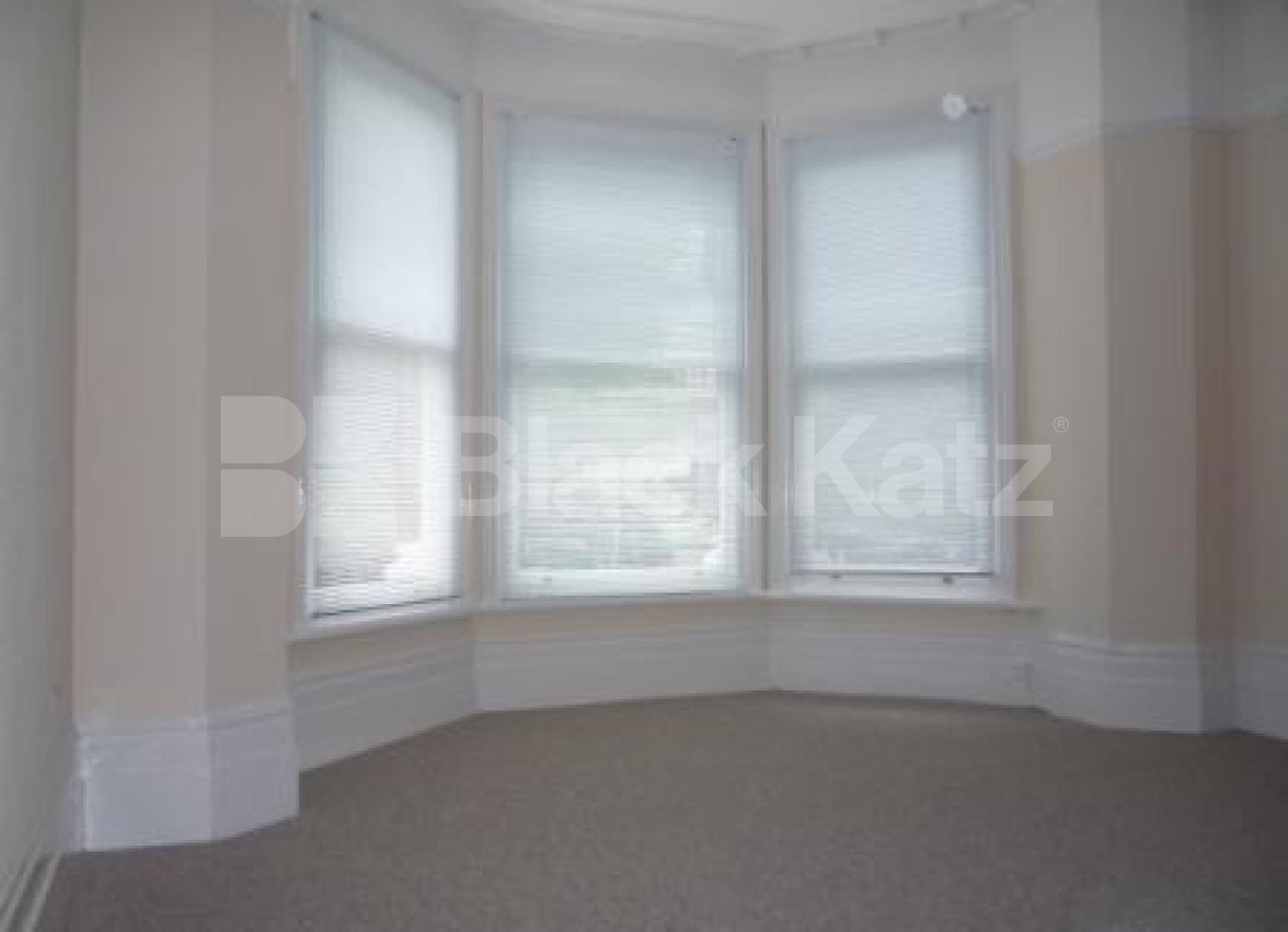 			FANTASTIC NEW STUDIO!, Studio Apartment, 1 bath, 1 reception Flat			 Avenue Road, HIGHGATE