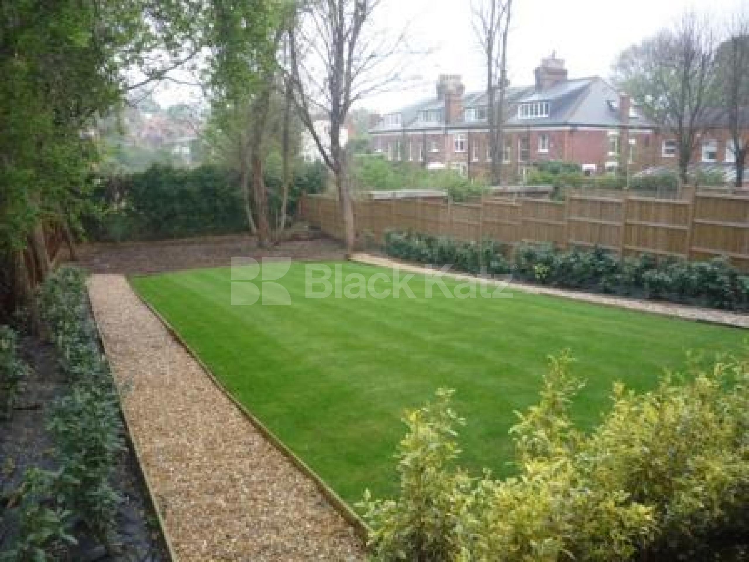 			FANTASTIC NEW STUDIO!, Studio Apartment, 1 bath, 1 reception Flat			 Avenue Road, HIGHGATE N6