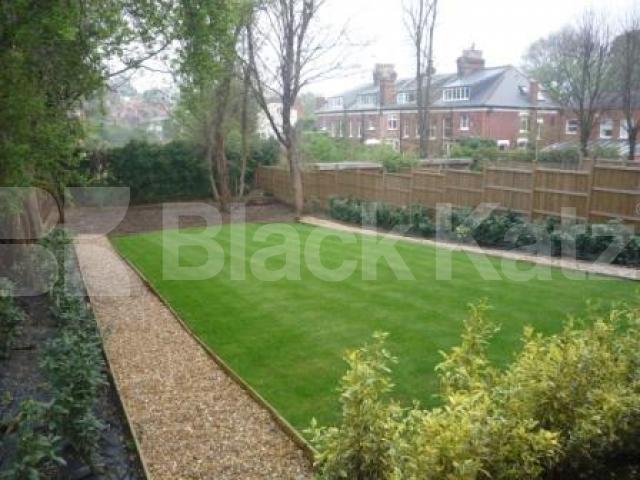 			FANTASTIC NEW STUDIO!, Studio Apartment, 1 bath, 1 reception Flat			 Avenue Road, HIGHGATE