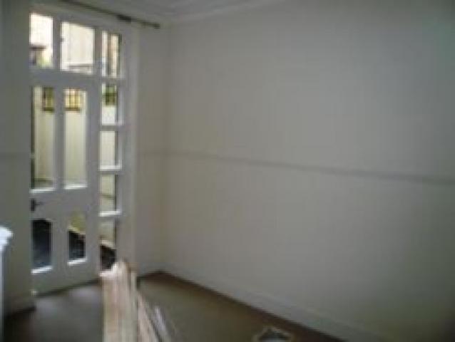 			2 Bedroom, 1 bath, 1 reception Flat			 Constantine Road, HAMPSTEAD HEATH/BELSIZE PARK