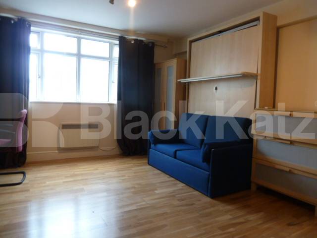 			New Instruction, Studio Apartment, 1 bath, 1 reception Studio			 Greville Street , Hatton Garden/ Farringdon/Holborn