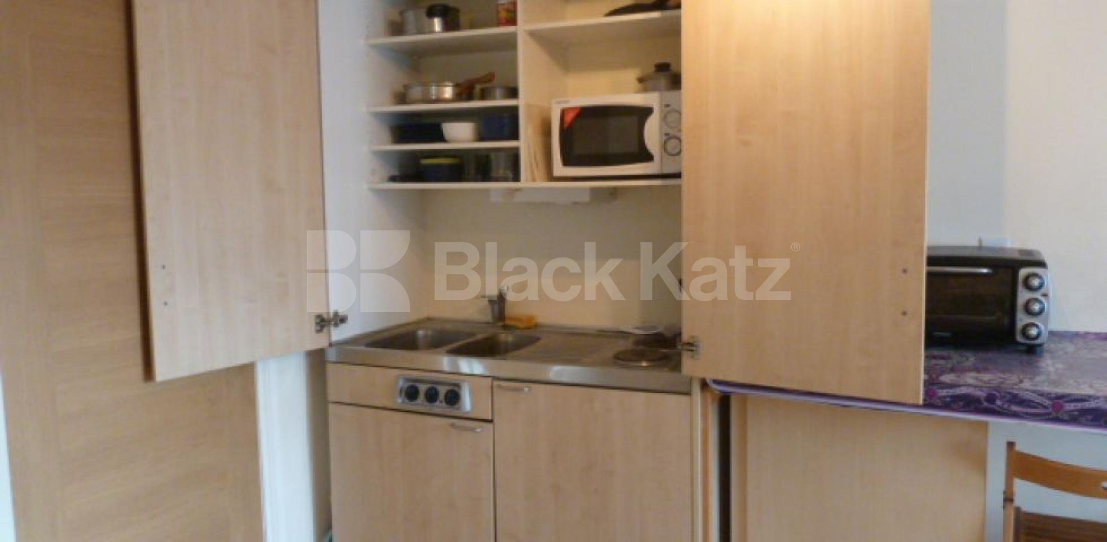 			New Instruction, Studio Apartment, 1 bath, 1 reception Studio			 Greville Street , Hatton Garden/Farringdon/Holborn