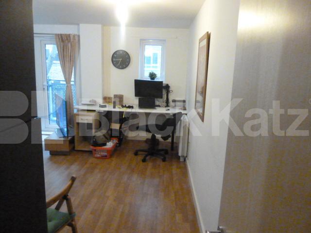 			NEW, 2 Bedroom, 1 bath, 1 reception Apartment			 Murray Grove , OLD STREET