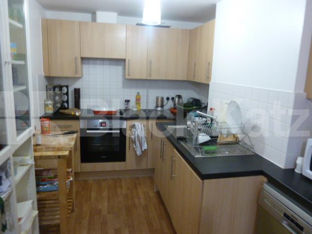 			NEW, 2 Bedroom, 1 bath, 1 reception Apartment			 Murray Grove , OLD STREET