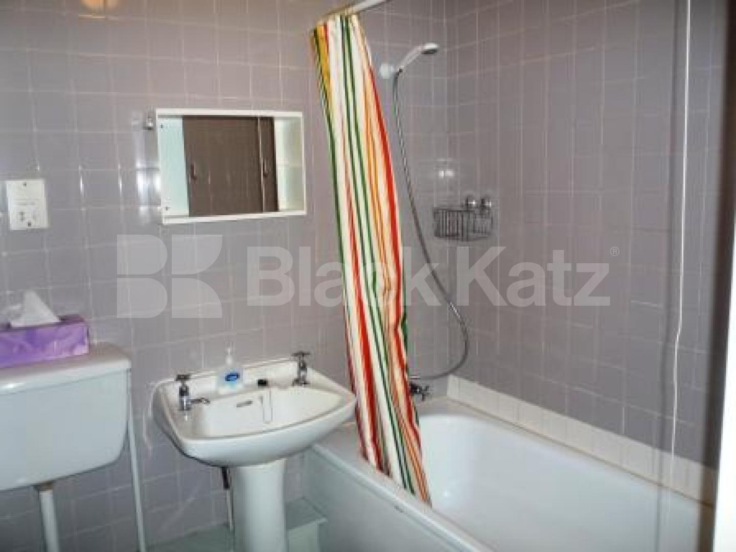 			LET!, 1 Bedroom, 1 bath, 1 reception Serviced Apartments			 Muswell Road, MUSWELL HILL