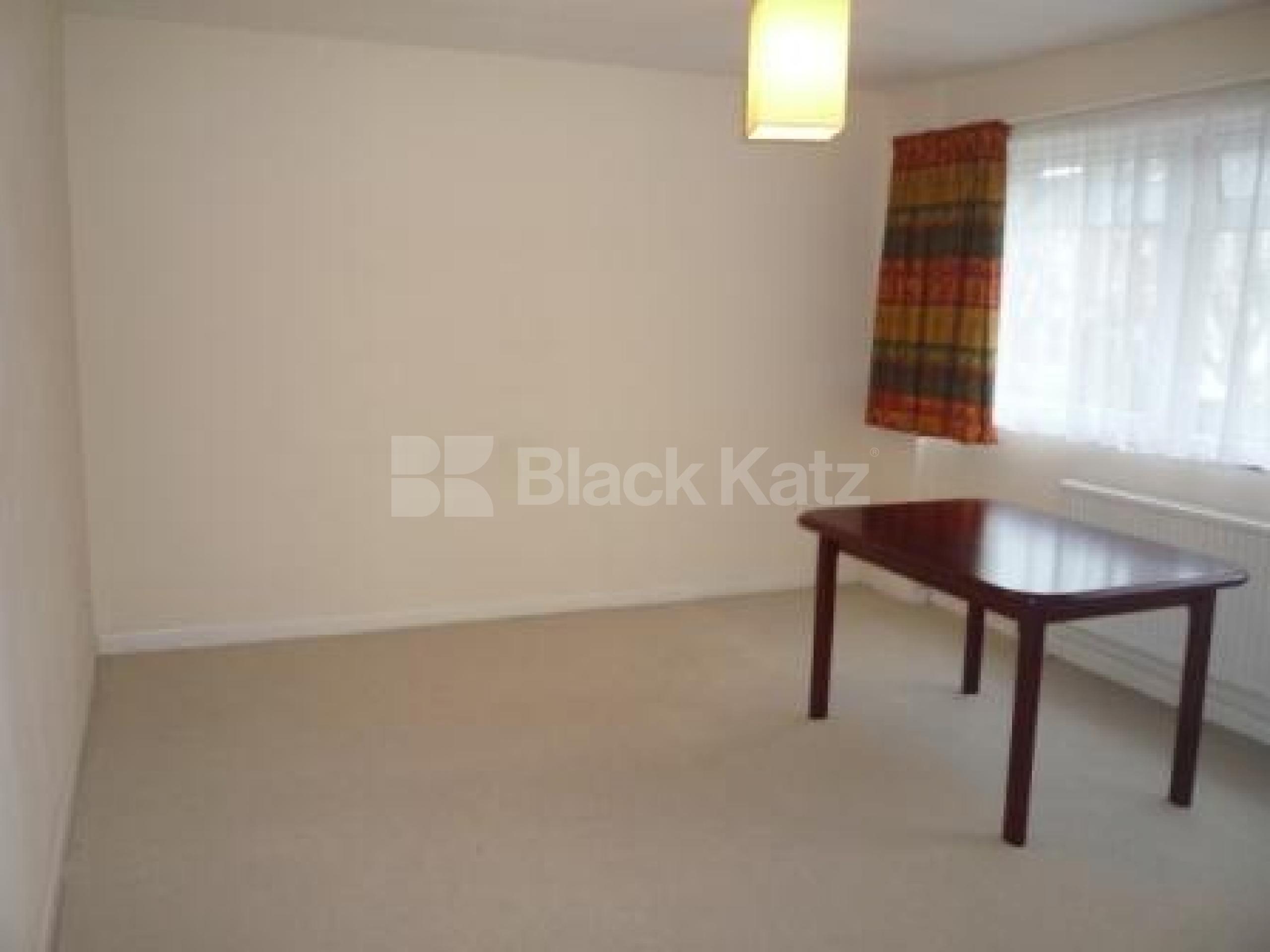 			LET!, 1 Bedroom, 1 bath, 1 reception Serviced Apartments			 Muswell Road, MUSWELL HILL N10