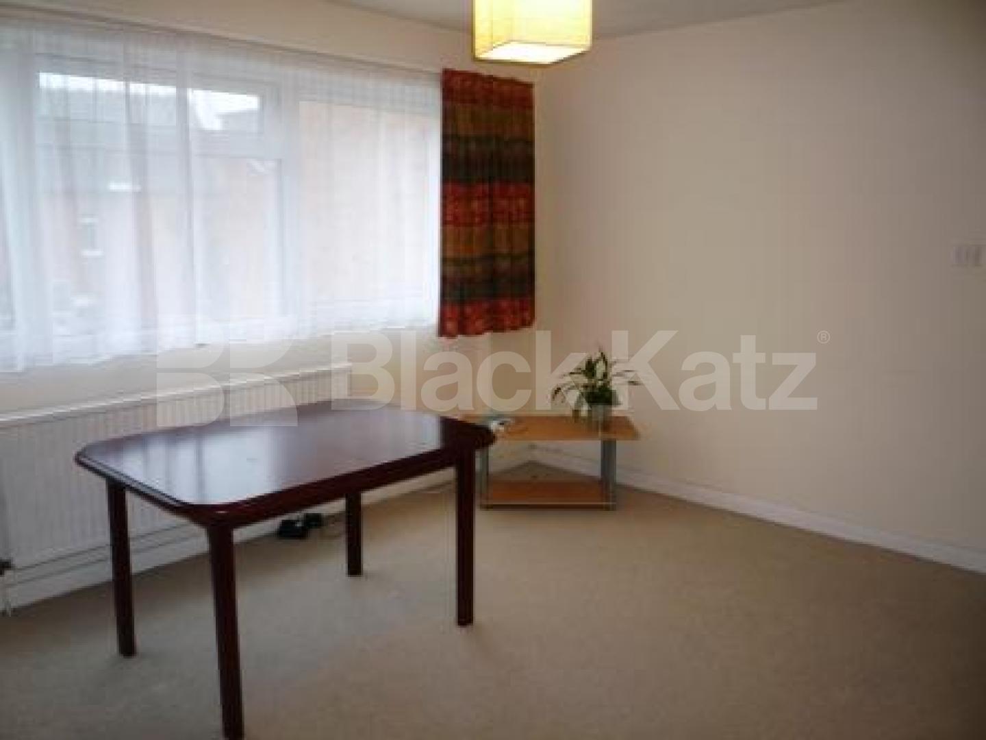 			LET!, 1 Bedroom, 1 bath, 1 reception Serviced Apartments			 Muswell Road, MUSWELL HILL