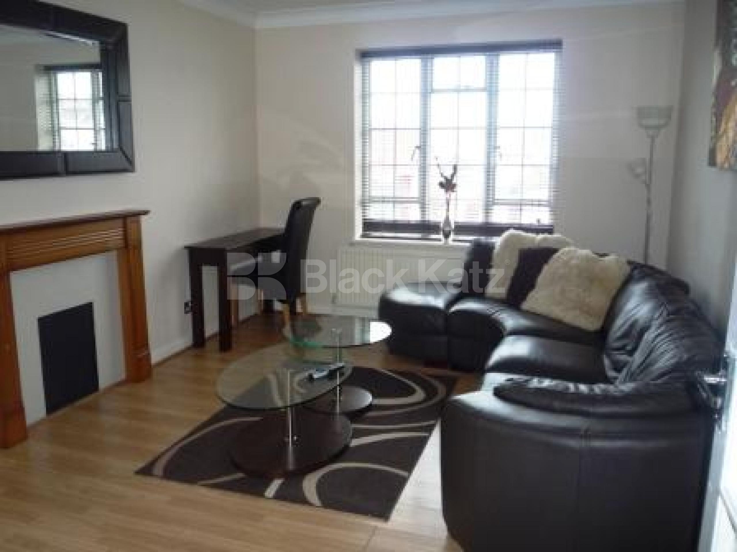 			2 Bedroom, 1 bath, 1 reception Flat			 Lodge Lane, NORTH FINCHLEY N12