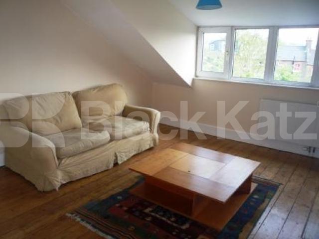 			A MUST SEE!, 2 Bedroom, 1 bath, 1 reception Flat			 Dickenson Road, CROUCH END