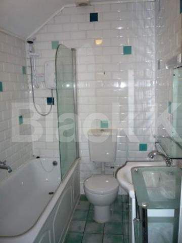 			A MUST SEE!, 2 Bedroom, 1 bath, 1 reception Flat			 Dickenson Road, CROUCH END