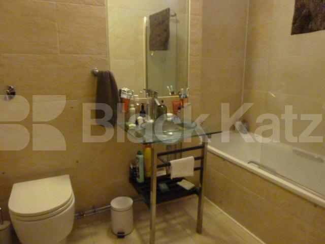 			LIVE WORK 2 BEDROOM WAREHOUSE CONVERSION, 2 Bedroom, 1 bath, 1 reception Flat			 ABILITY PLAZA-KINGSLAND ROAD, DALSTON/HAGGERSTON