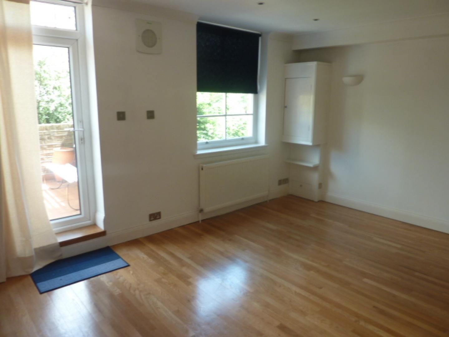 			PRIVATE TERRACE!, 1 Bedroom, 1 bath, 1 reception Flat			 Haverstock Hill, BELSIZE PARK