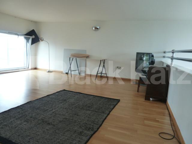 			STUNNING 1 BED WAREHOUSE APARTMENT, 1 Bedroom, 1 bath, 1 reception Flat			 ABILITY PLAZA-KINGSLAND ROAD, DALSTON/HAGGERSTON