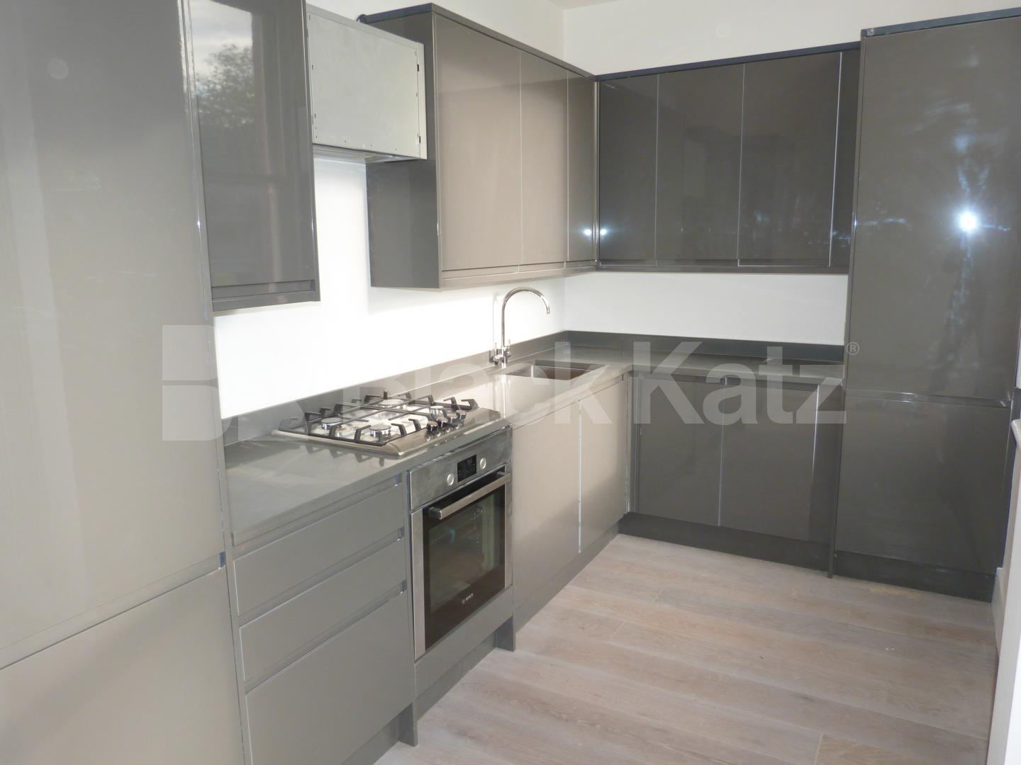 			1 Bedroom, 1 bath, 1 reception Apartment			 Walm Lane, Kilburn