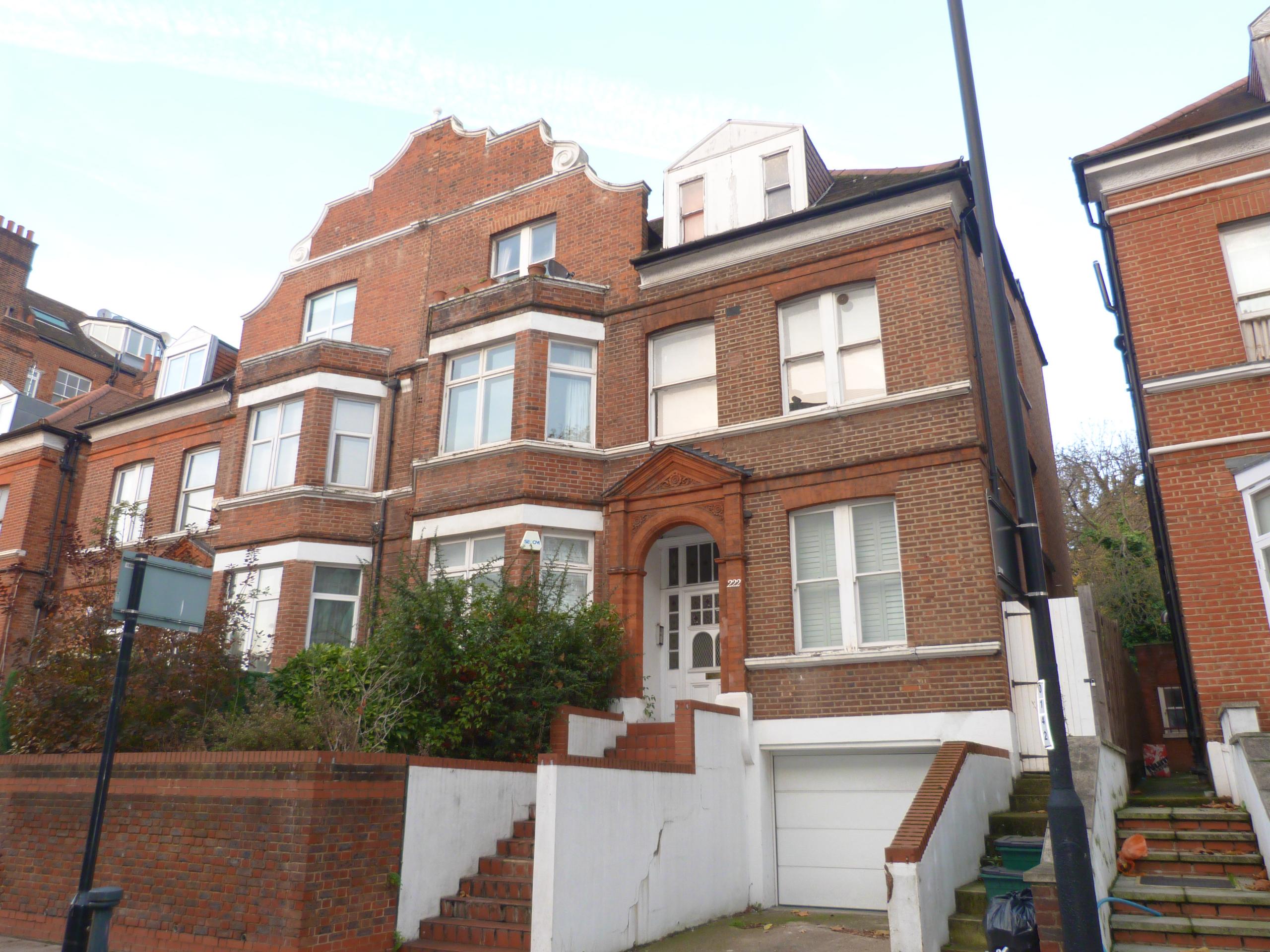 			Fantastic location, 2 Bedroom, 1 bath, 1 reception Flat			 Finchley Road, FINCHLEY ROAD NW3