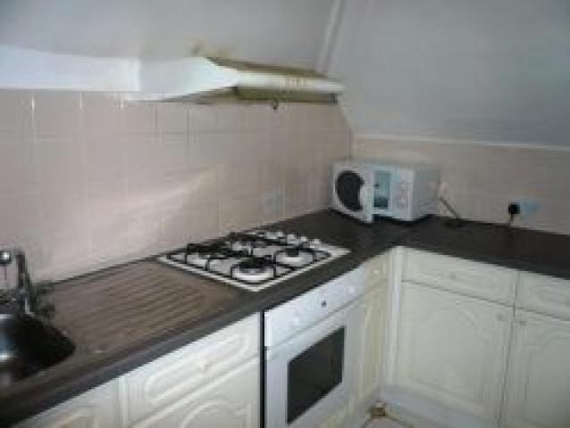 			2 Bedroom, 1 bath, 1 reception Flat			 Woodchurch Road, WEST HAMPSTEAD