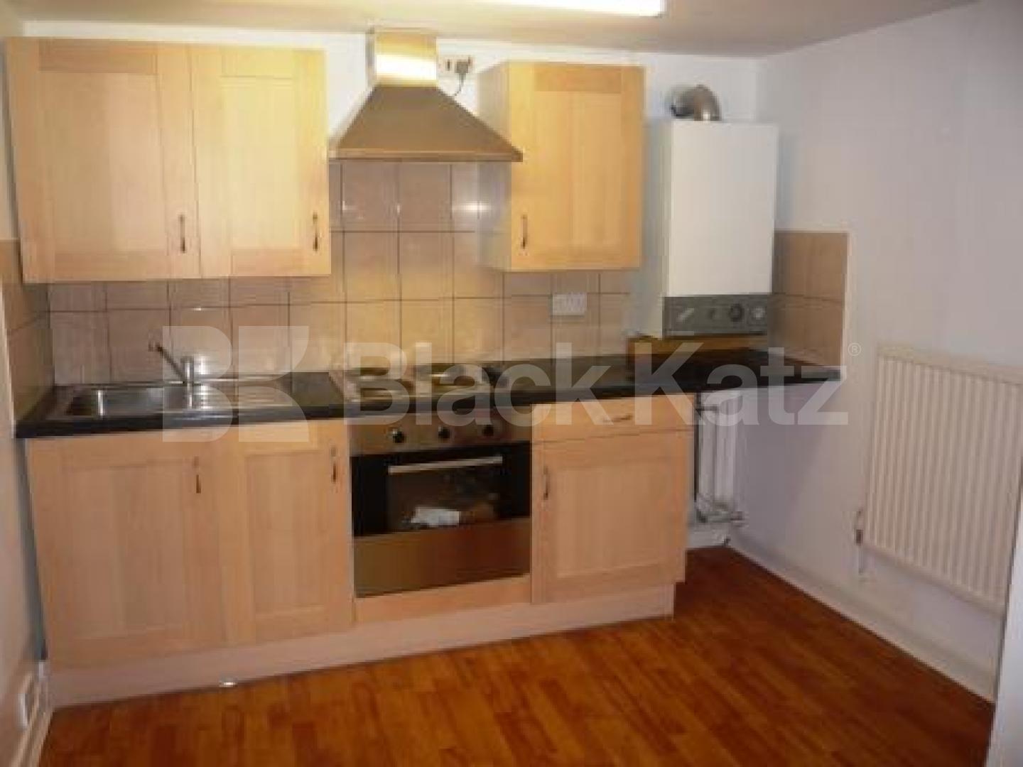 			1 Bedroom, 1 bath, 1 reception Flat			 Colina Mews, TURNPIKE LANE