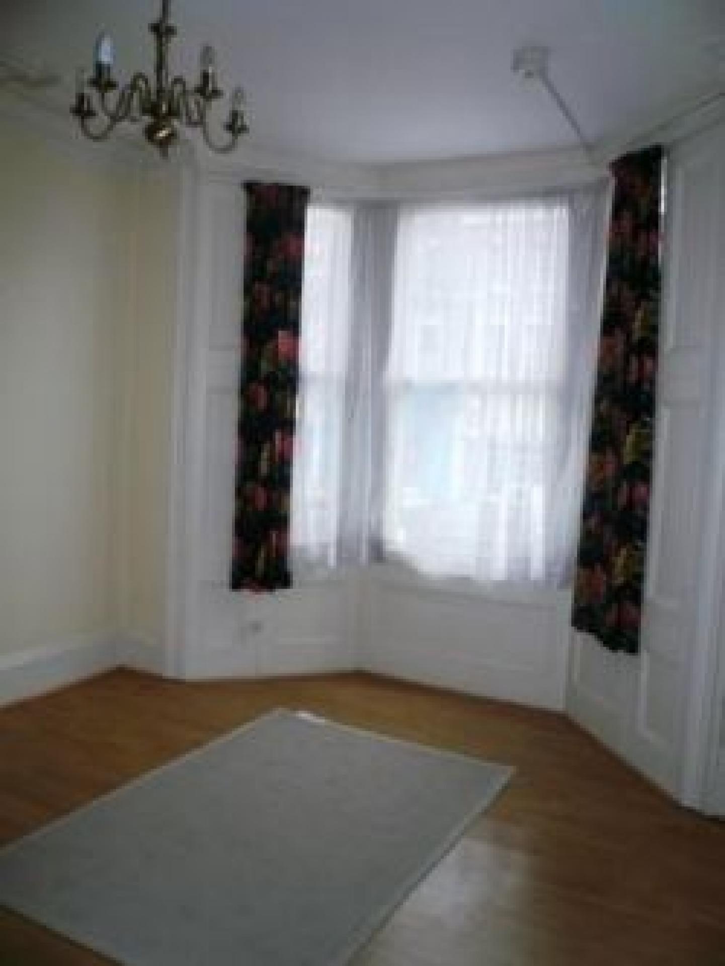 			2 Bedroom, 1 bath, 1 reception Flat			 Shirland Road, MAIDA VALE W9