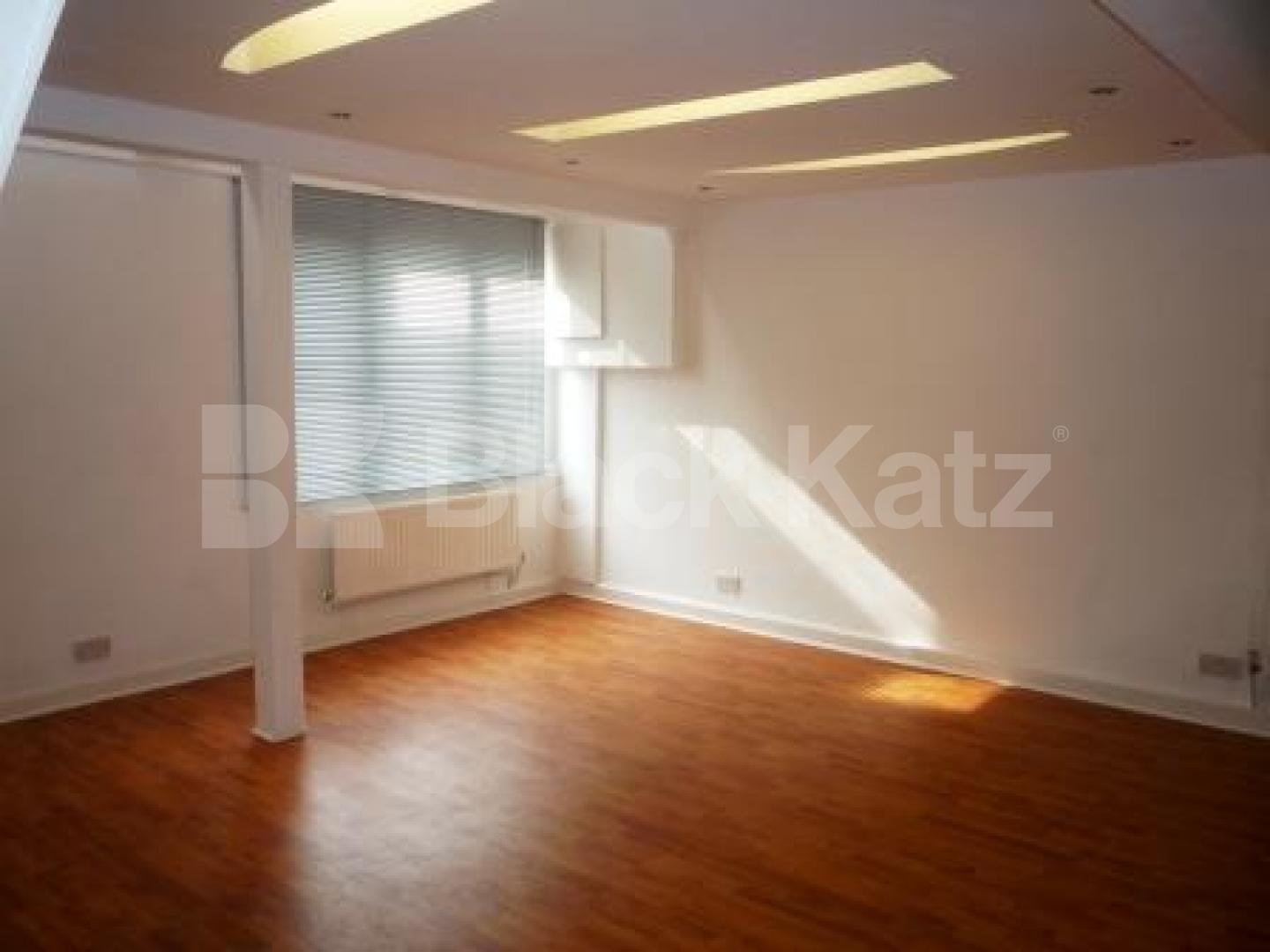 			1 Bedroom, 1 bath, 1 reception Flat			 Colina Mews, TURNPIKE LANE
