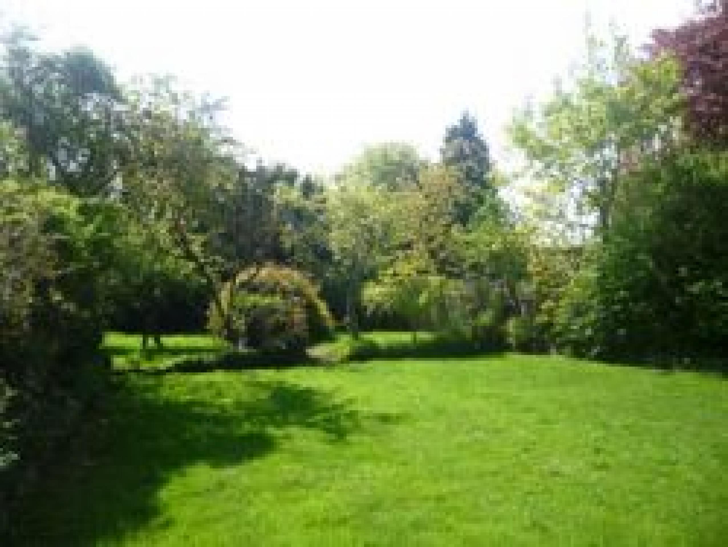 			5 Bedroom, 1 bath, 1 reception Flat			 Bancroft Avenue, HAMPSTEAD GARDEN SUBURBS/EAST FINCHLEY N2