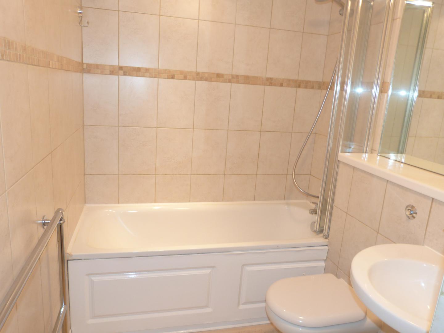 			2 Bedroom, 1 bath, 1 reception Flat			 Harley Road, SWISS COTTAGE/PRIMROSE HILL