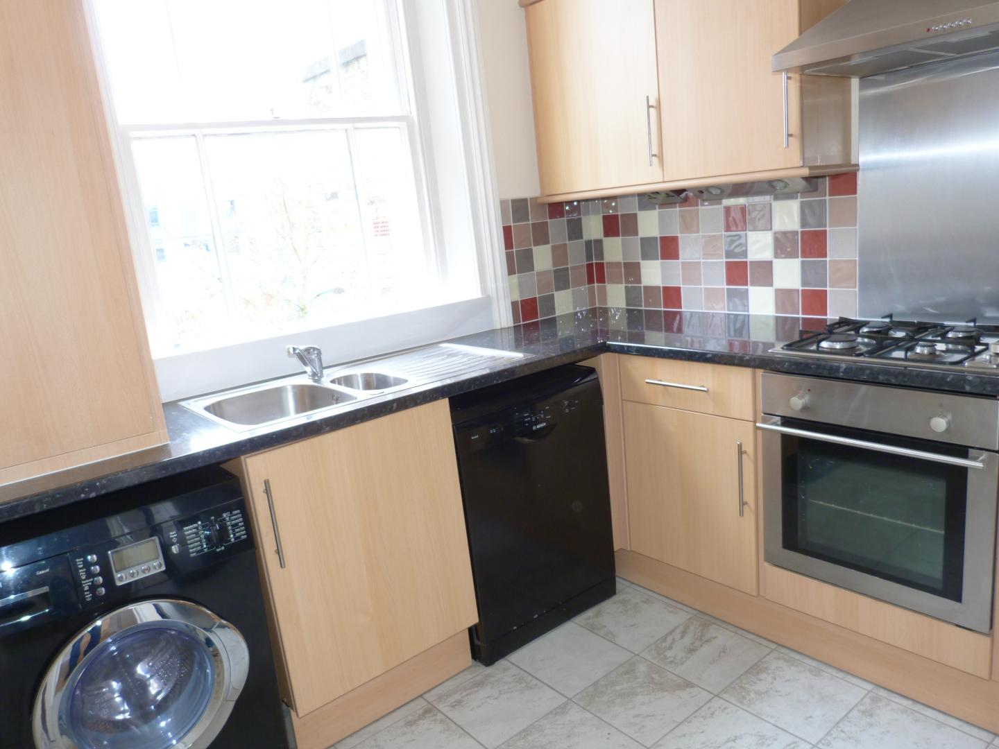 			2 Bedroom, 1 bath, 1 reception Flat			 Harley Road, SWISS COTTAGE/PRIMROSE HILL