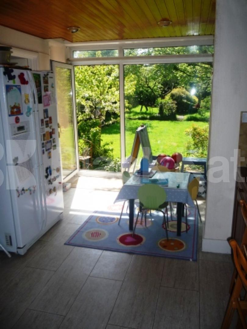 			5 Bedroom, 1 bath, 1 reception Flat			 Bancroft Avenue, HAMPSTEAD GARDEN SUBURBS N2