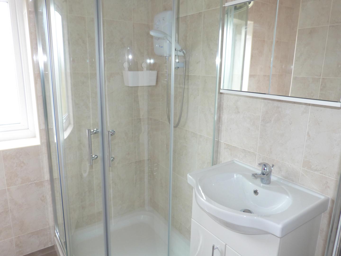 			NEW INSTRUCTION, 2 Bedroom, 1 bath, 1 reception Flat			 Hendon Way, GOLDERS GREEN/CHILDS HILL