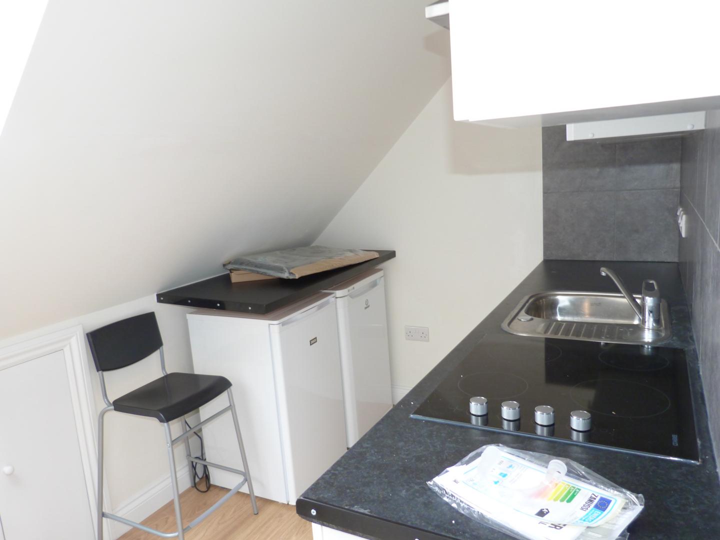 			NEW INSTRUCTION, 2 Bedroom, 1 bath, 1 reception Flat			 Hendon Way, GOLDERS GREEN/CHILDS HILL