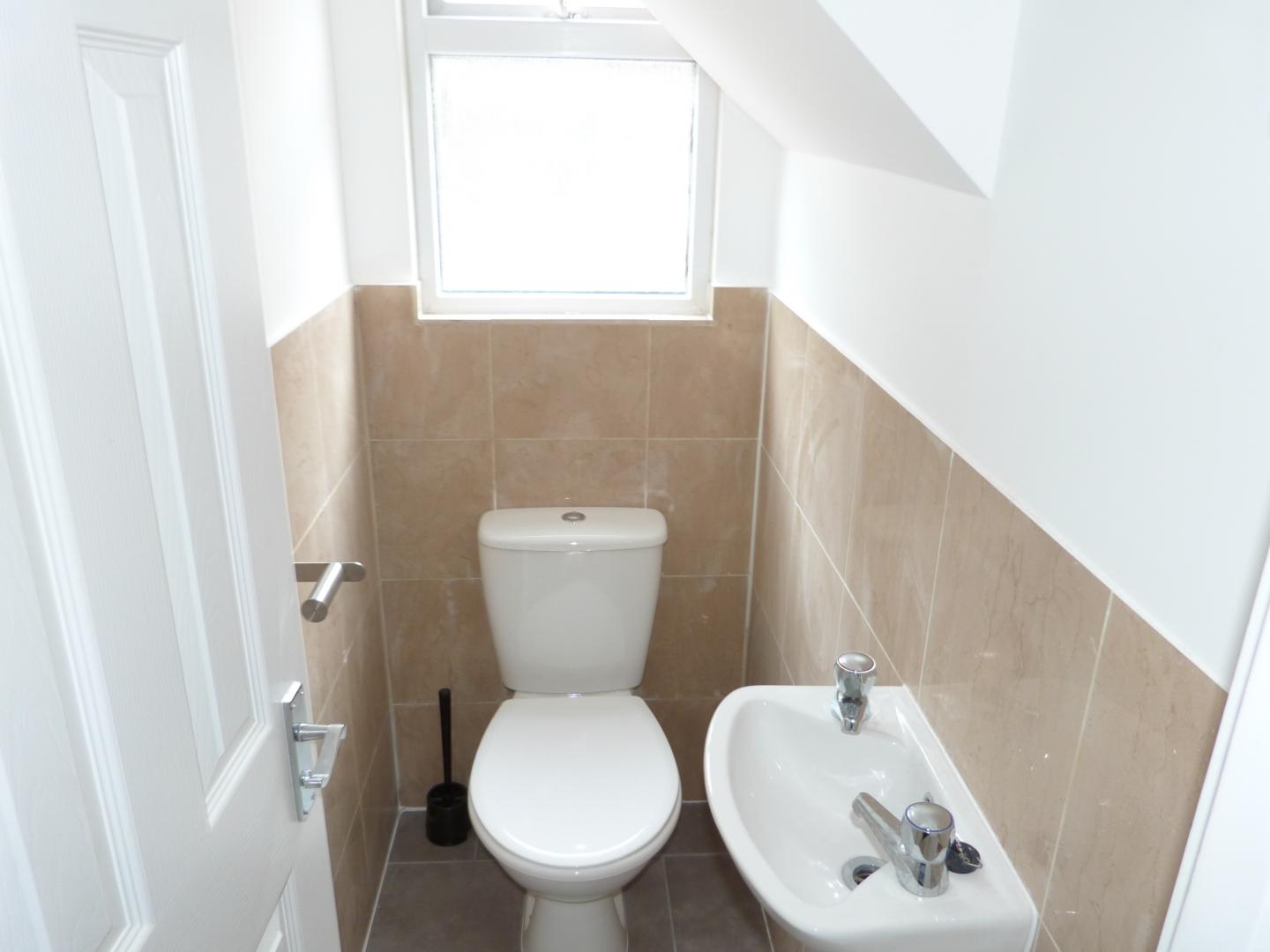 			NEW INSTRUCTION, 2 Bedroom, 1 bath, 1 reception Flat			 Hendon Way, GOLDERS GREEN/CHILDS HILL