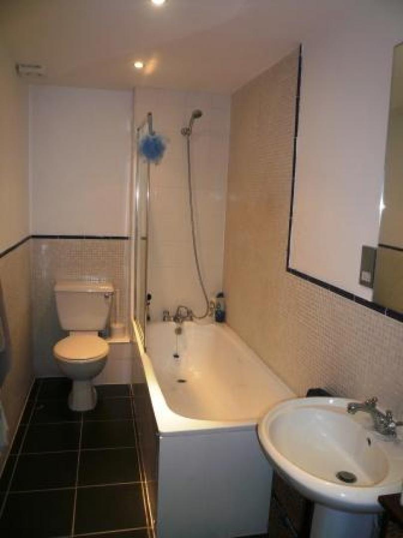 			2 Bedroom, 1 bath, 1 reception Flat			 Broadhurst Gardens, WEST HAMPSTEAD