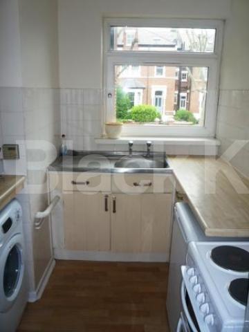 			2 Bedroom, 1 bath, 1 reception Flat			 Crouch Hall Road, CROUCH END