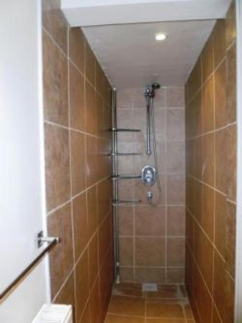 			VIEWINGS ARE HIGHLY RECOMMENDED!, Studio Apartment, 1 bath, 1 reception Flat			 Constantine Road, BELSIZE PARK