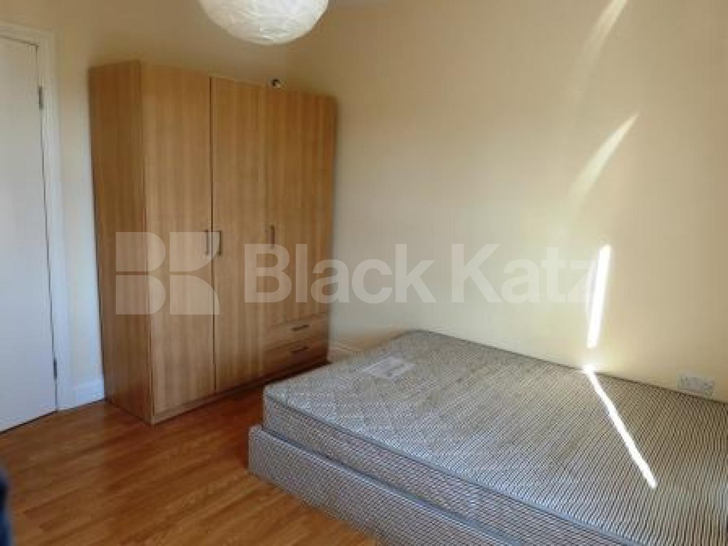 			2 Bedroom, 1 bath, 1 reception Flat			 North View Road, CROUCH END