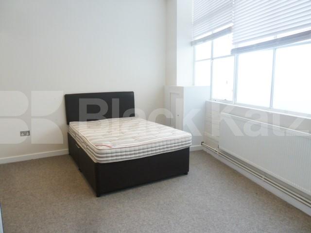 			WAREHOUSE CONVERSION IN ANGEL-OLD STREET-SHOREDITCH, 2 Bedroom, 1 bath, 1 reception Flat			 EAGLE HOUSE-EAGLE WHARF ROAD, ANGEL-OLD STREET-SHOREDITCH