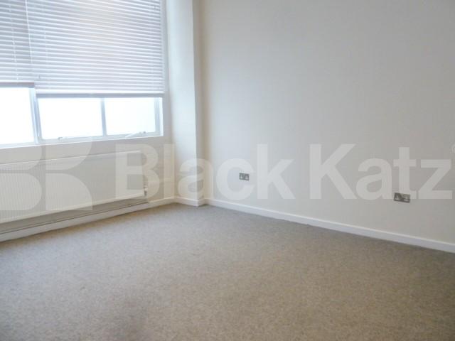 			WAREHOUSE CONVERSION IN ANGEL-OLD STREET-SHOREDITCH, 2 Bedroom, 1 bath, 1 reception Flat			 EAGLE HOUSE-EAGLE WHARF ROAD, ANGEL-OLD STREET-SHOREDITCH