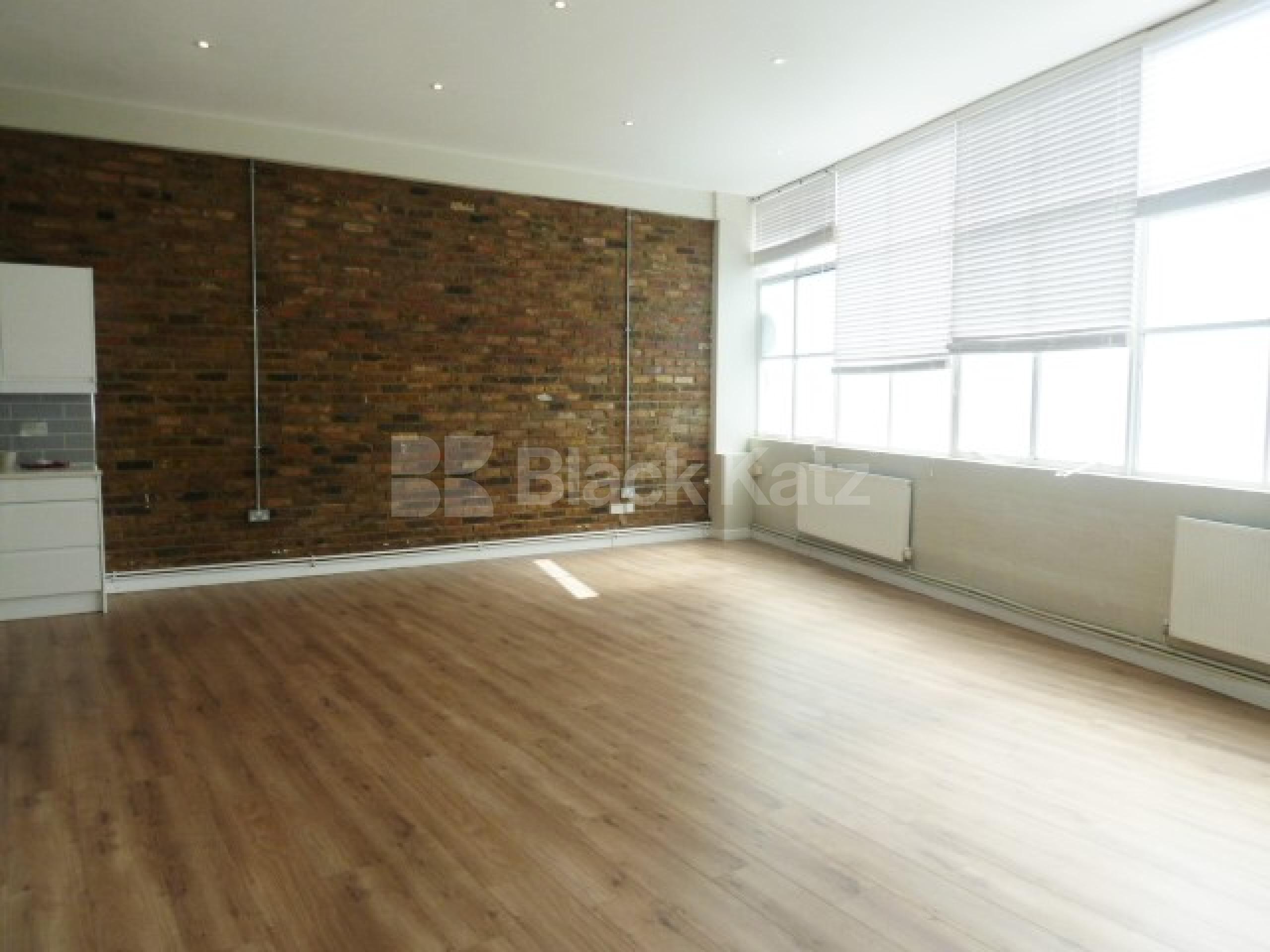 			WAREHOUSE CONVERSION IN ANGEL-OLD STREET-SHOREDITCH, 2 Bedroom, 1 bath, 1 reception Flat			 EAGLE HOUSE-EAGLE WHARF ROAD, ANGEL-OLD STREET-SHOREDITCH N1