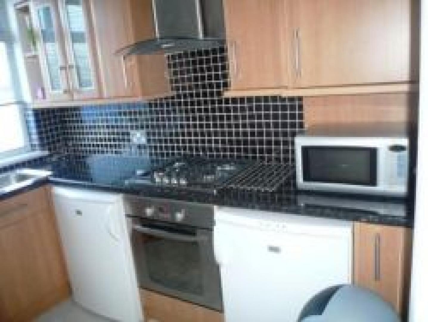 			2 Bedroom, 1 bath, 1 reception Flat			 Edgware Road, CRICKLEWOOD/WILLESDEN GREEN