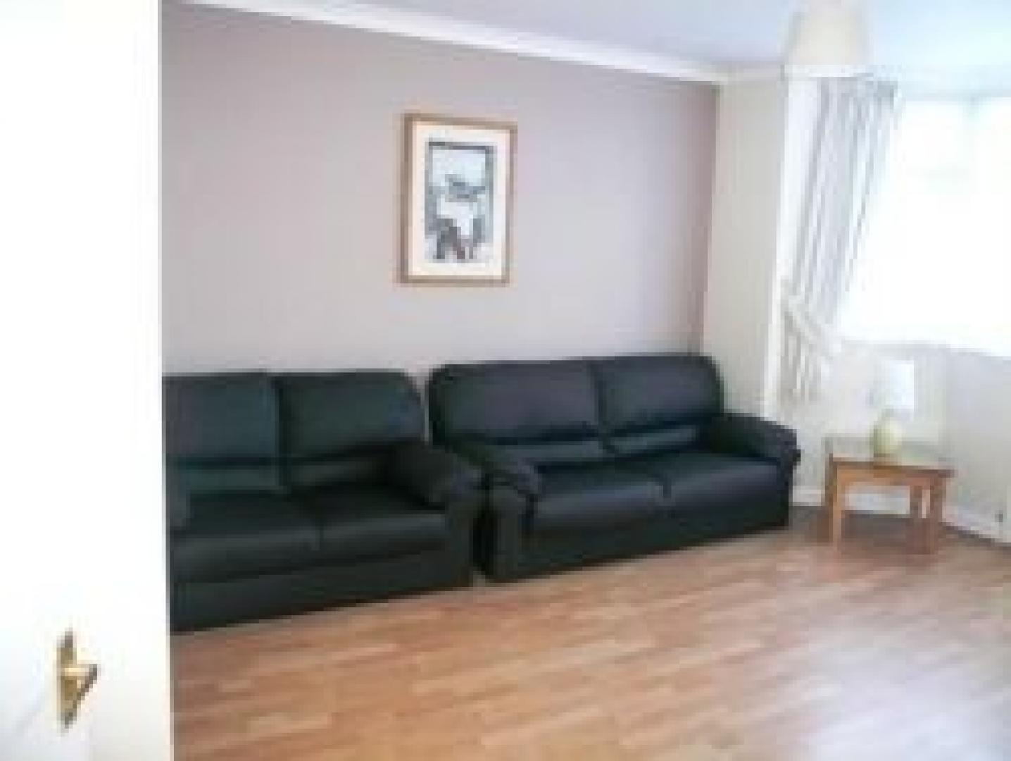 			2 Bedroom, 1 bath, 1 reception Flat			 Edgware Road, CRICKLEWOOD/WILLESDEN GREEN